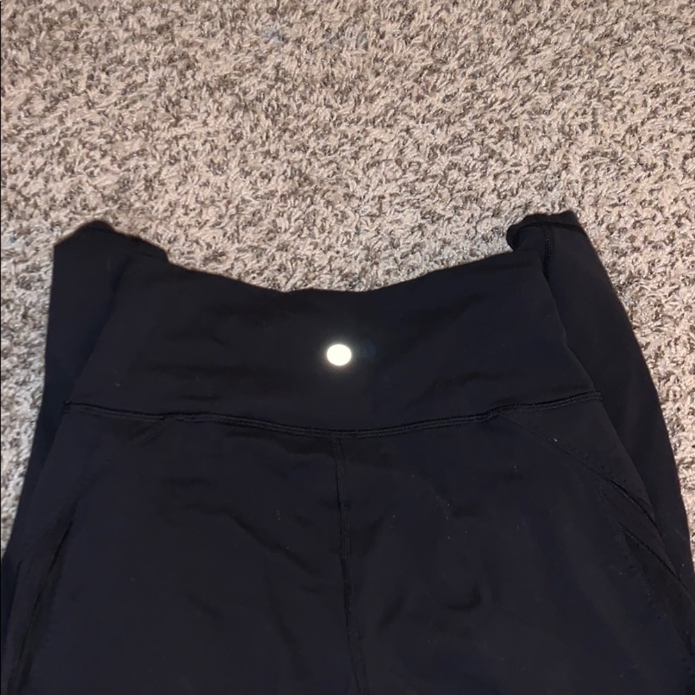 Lululemon black leggings